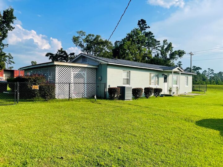 Property Photo:  5445 Camellia Dr  GA 31601 