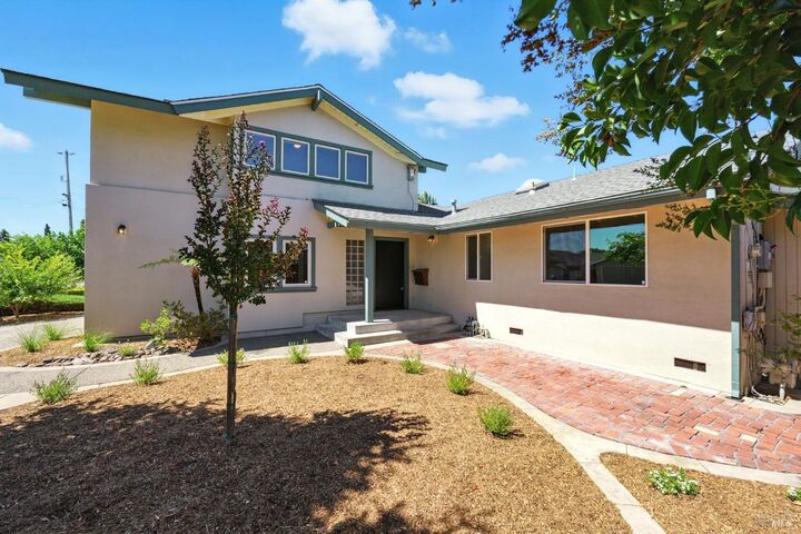 1293 Pacific Avenue  Petaluma CA 94954 photo