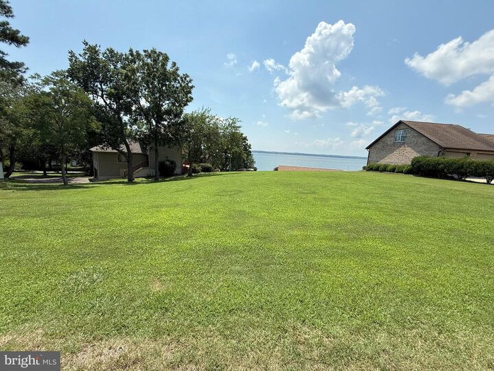 Photo de la propriété:  421 Overlook Drive  MD 20657 