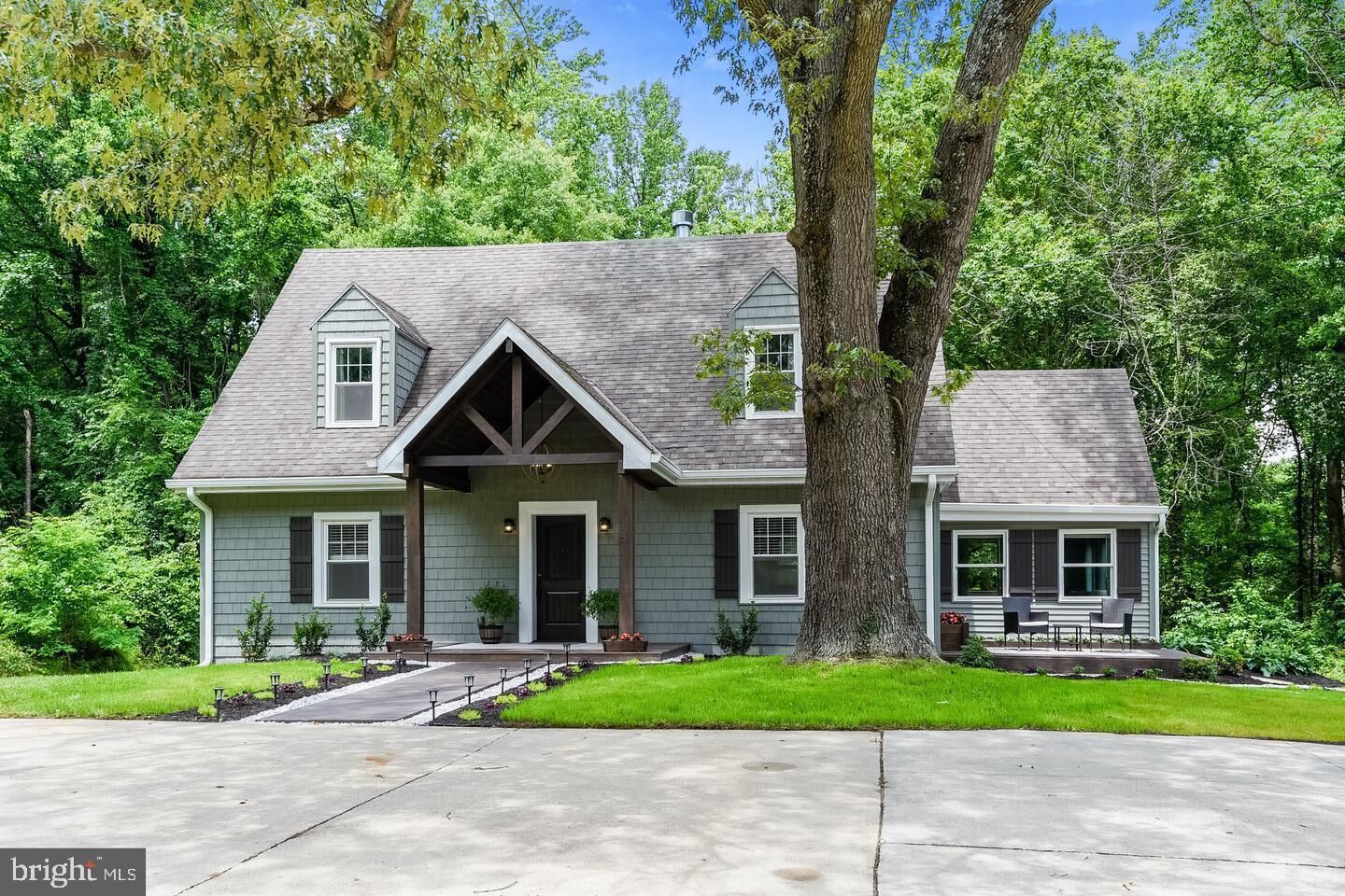 Property Photo:  550 Defense Highway  MD 21032 