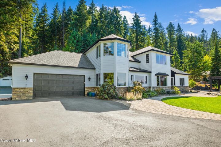 Property Photo: 3920 E Lookout Dr ID 83815