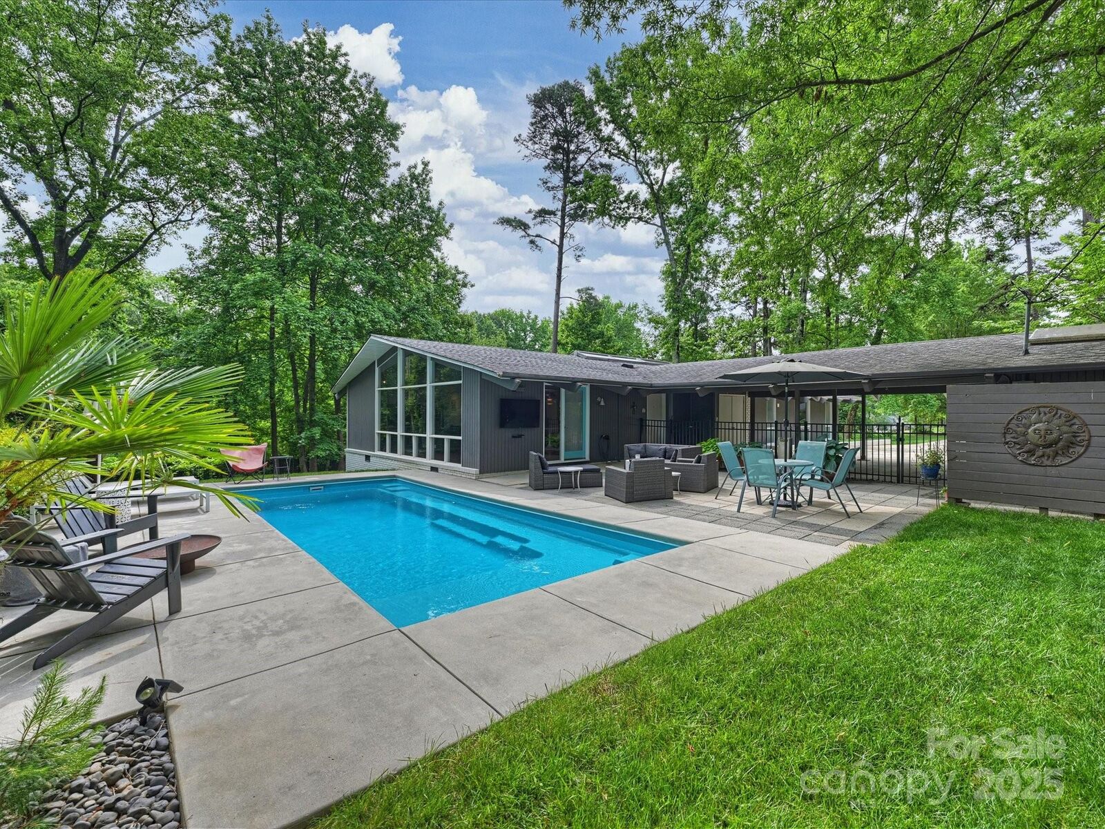 Property Photo:  447 Merwick Circle  NC 28211 