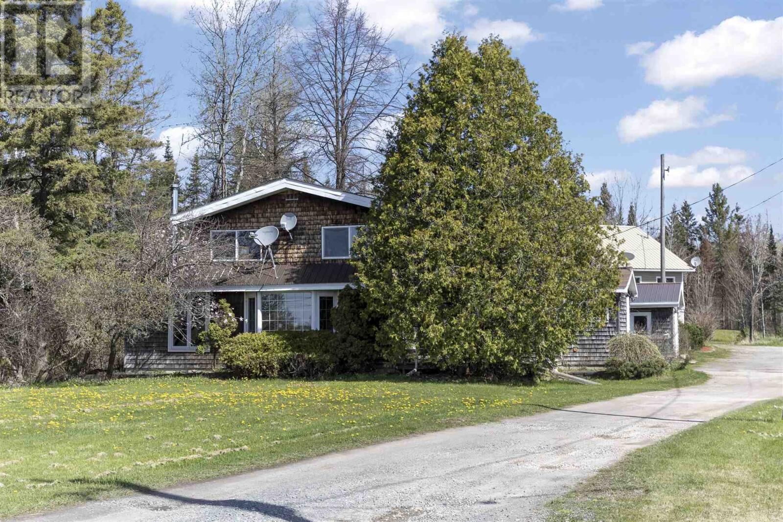 Property Photo:  8450 Highway 17  ON P0R 1C0 