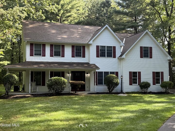 Property Photo: 527 Clifton Park Ctr Road NY 12065