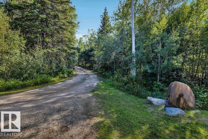 Property Photo: 5 51028 Rge Rd 261 AB T7Y 1B9