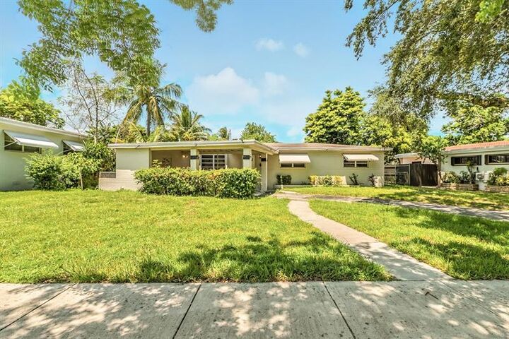 95 NE 128th St  North Miami FL 33161 photo