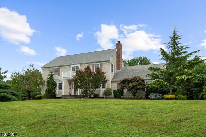 1 Meadow Run Way  Raritan Twp. NJ 08822 photo