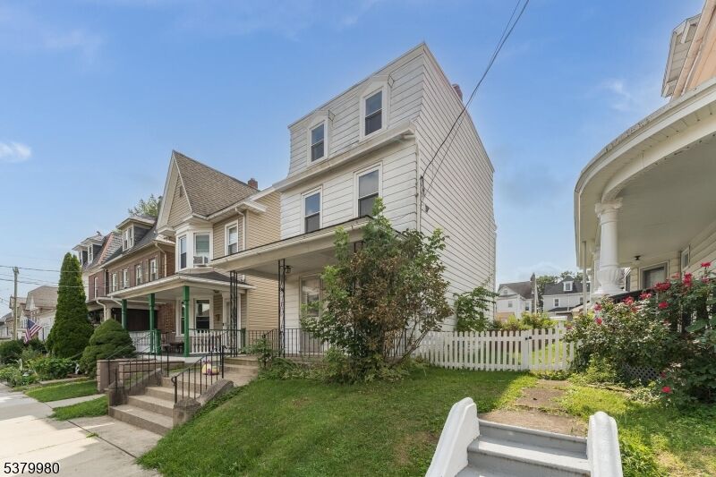 Property Photo:  164 Summit Ave  NJ 08865 