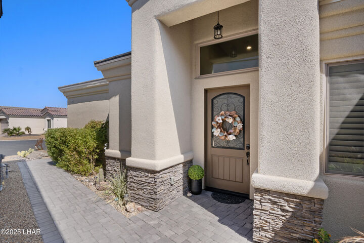 Property Photo: 607 Veneto Loop AZ 86403