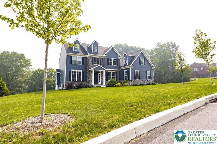 Property Photo:  8874 Yorkshire Circle  PA 18051 
