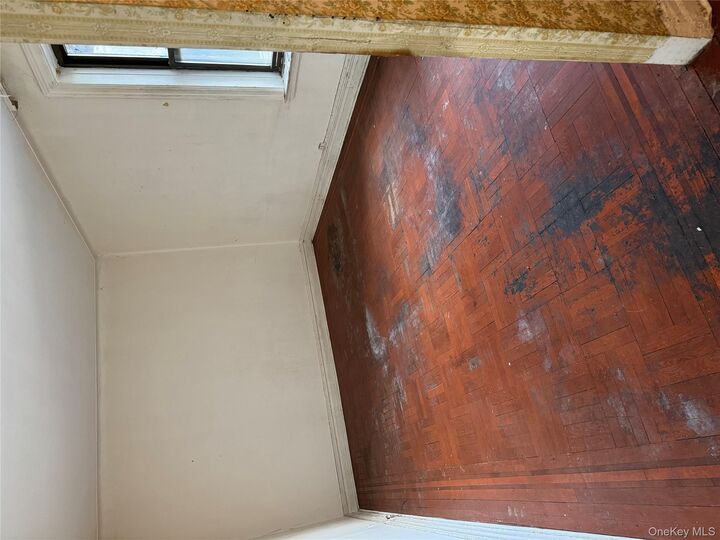 Property Photo: 2925 Matthews Avenue 4C NY 10467
