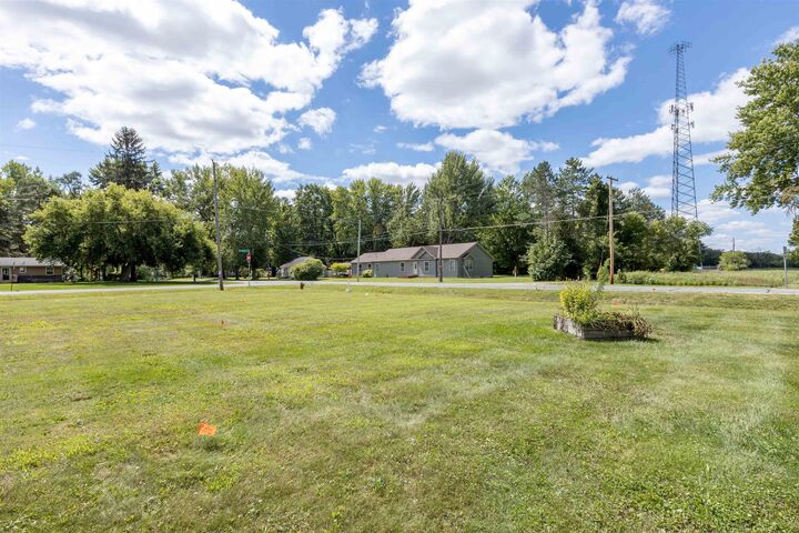 Property Photo:  1210 Sandow  MI 48640 