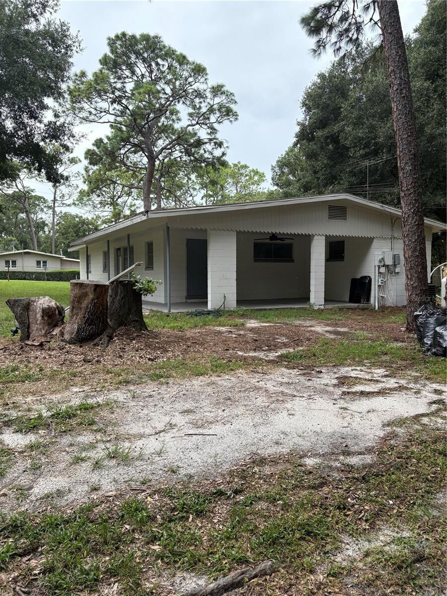 Property Photo: 506 N Lake Pleasant Road FL 32712