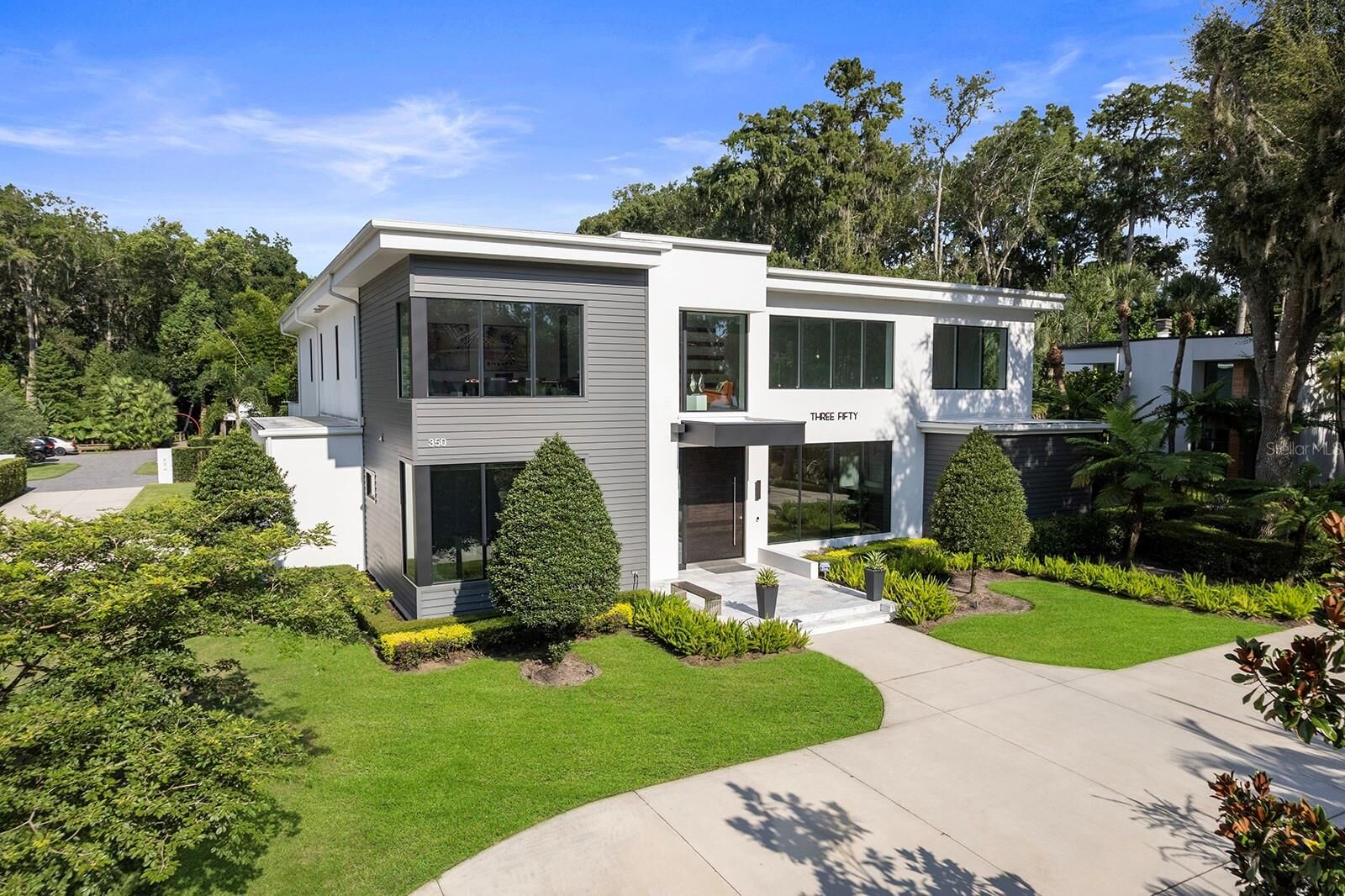 Property Photo: 350 Northwind Road FL 32751