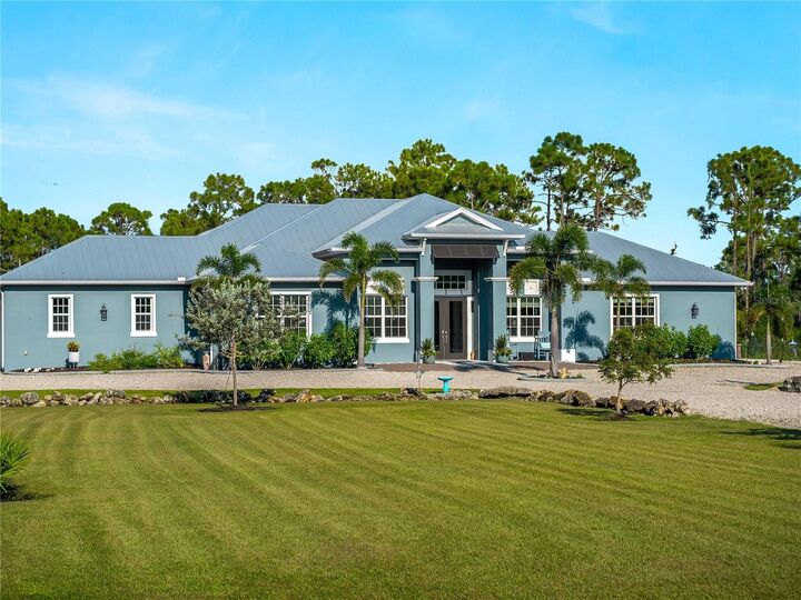 Property Photo: 9016 Falcon Court FL 34293