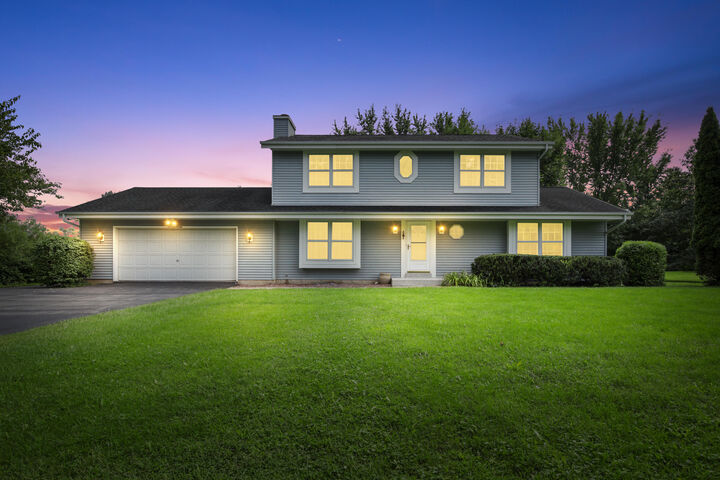 W189s9774 Parker Dr  Muskego WI 53150 photo