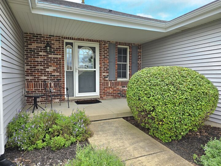 Property Photo:  1900 Claire Drive  IL 60914 
