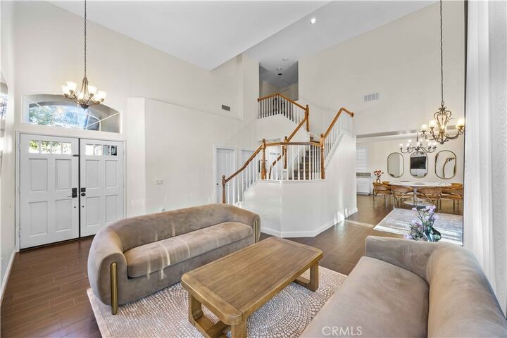 Property Photo: 27503 Wellsley Way CA 91354