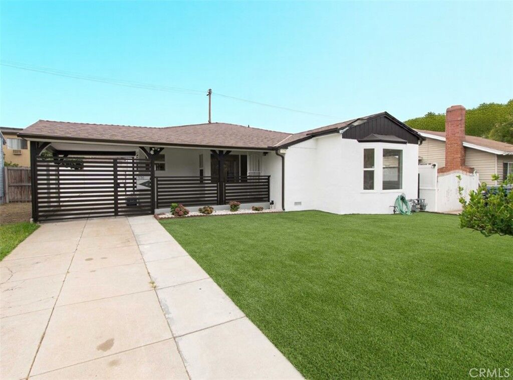 Property Photo:  536 Myrtle Street  CA 91203 