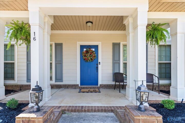 Property Photo:  16 Tall Oak Blvd  AL 35824 