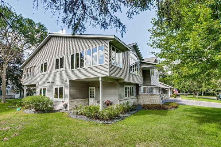 Property Photo: 2556 Sumac Circle MN 55110