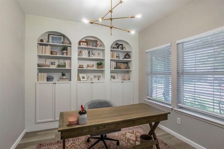 Property Photo: 1630 Hillside Drive TX 75165