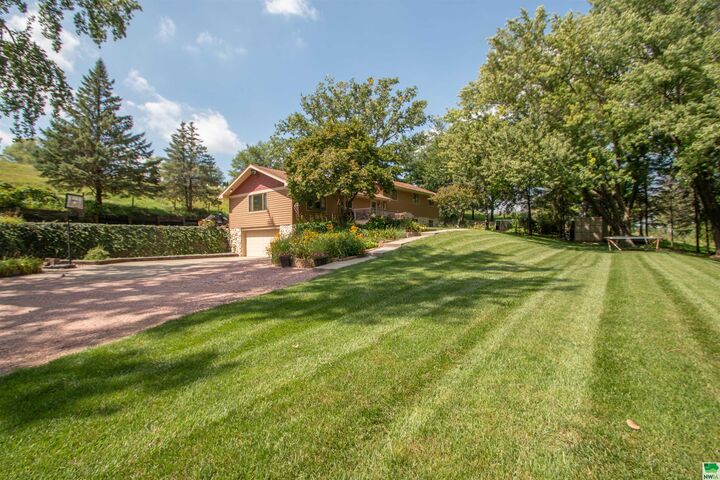 33335 Thor Drive  Sioux City IA 51108 photo