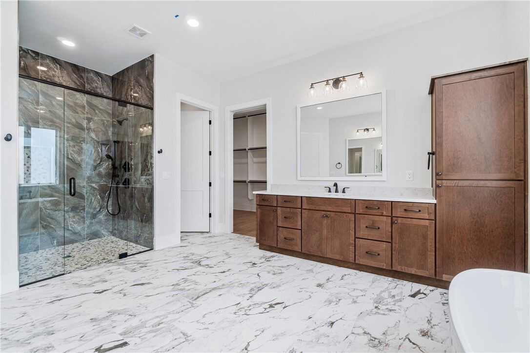 Property Photo: 810 Greenhorn Street AR 72712