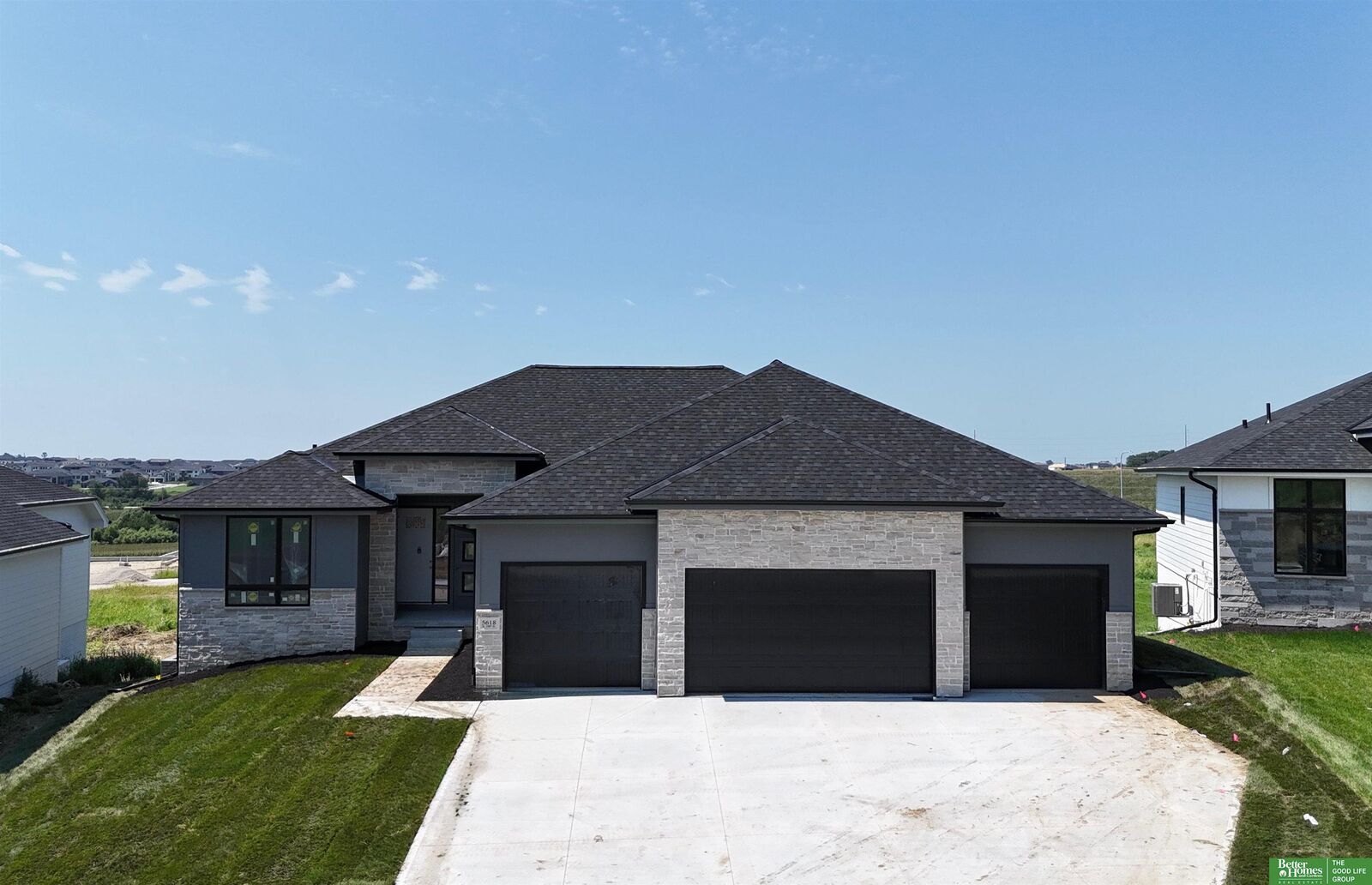 Property Photo: 5915 N 197th Street NE 68022