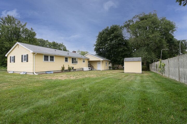Property Photo: 463 Farm Rd MA 01752