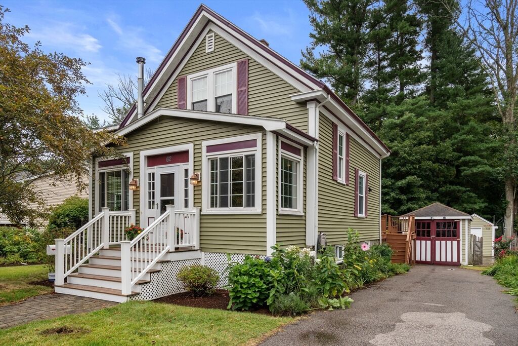 Property Photo: 62 Ferncroft Rd MA 02186