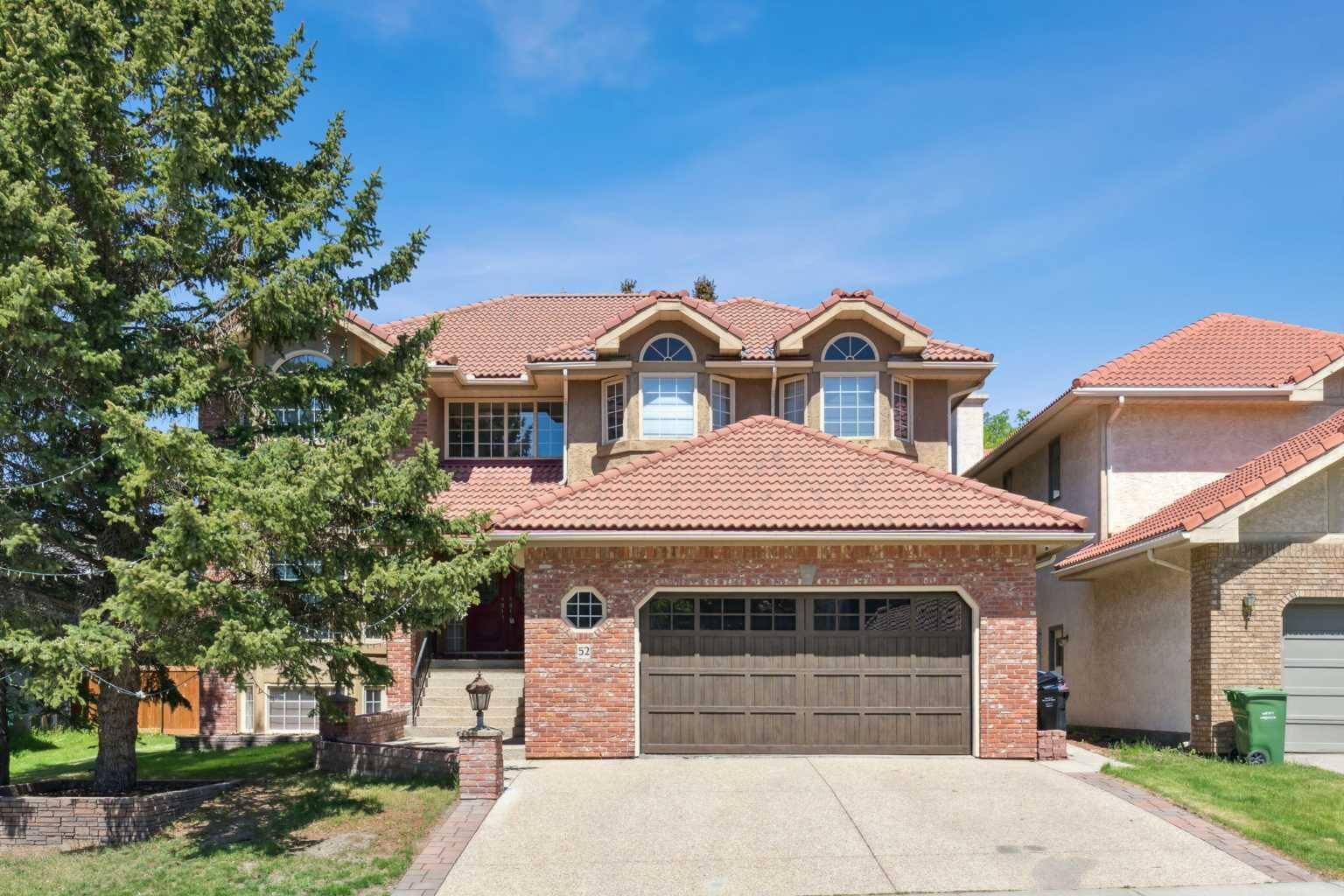 Photo de la propriété:  52 Edgeview Road NW  AB T3A 4T8 