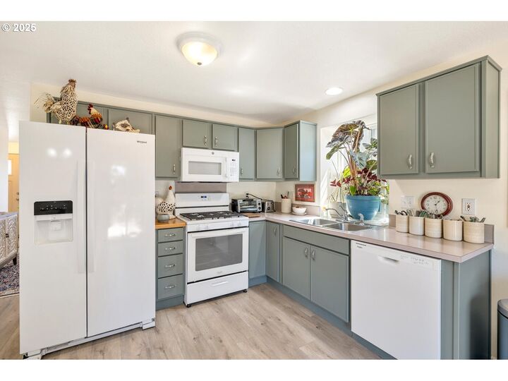 Property Photo: 7702 NE 159th Ave WA 98682