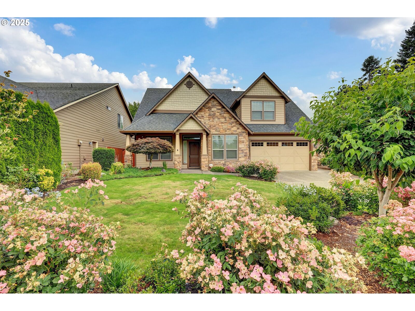 Property Photo: 12513 NE 14th Cir WA 98684