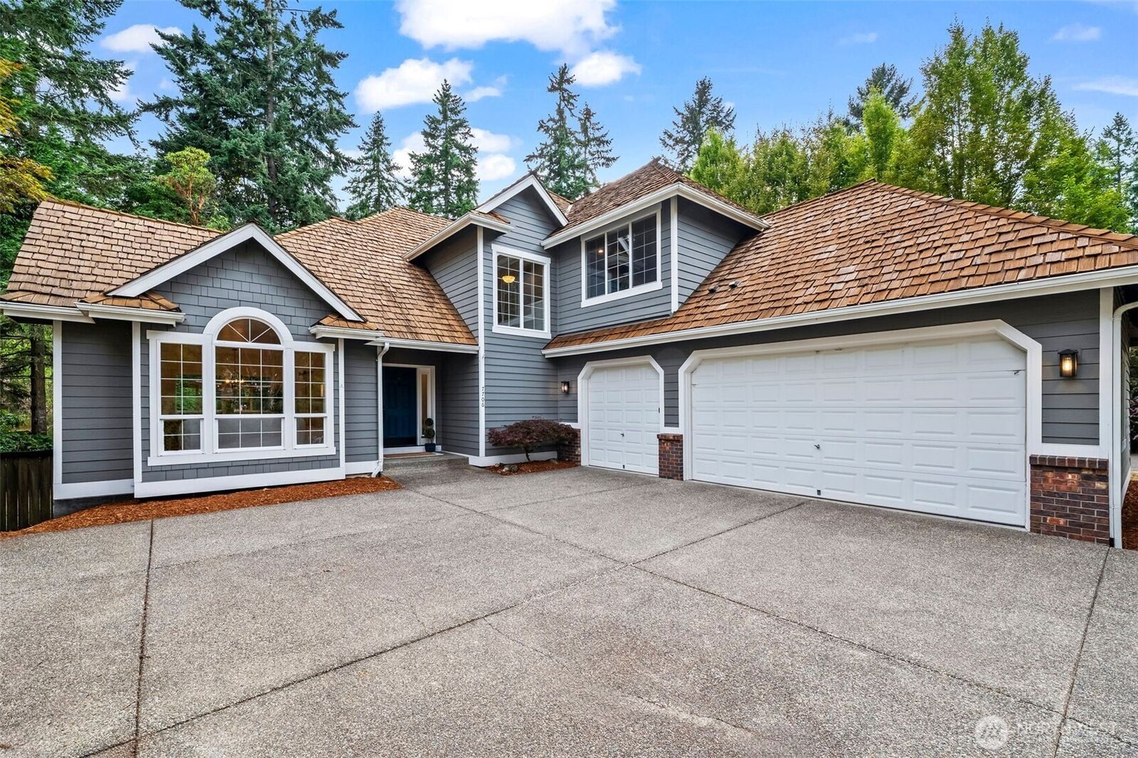 Property Photo: 7706 44th Street Ct NW WA 98335