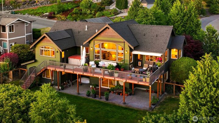 Property Photo:  2010  Samish Crest Way  WA 98229 