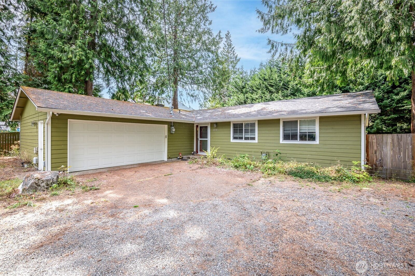 Property Photo: 12709 NE 80th Lane WA 98033