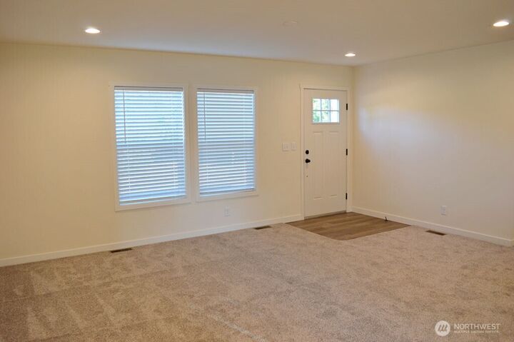 Property Photo: 11617 Morris Road SE WA 98597