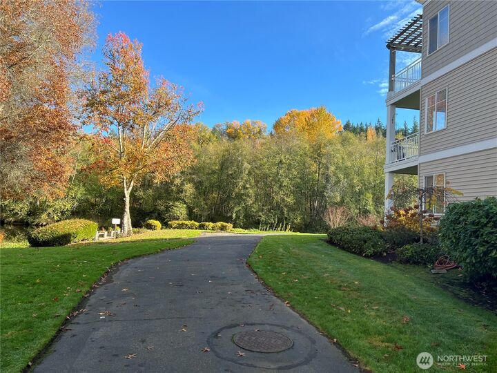 Property Photo:  17426  Bothell Way NE A-204  WA 98011 