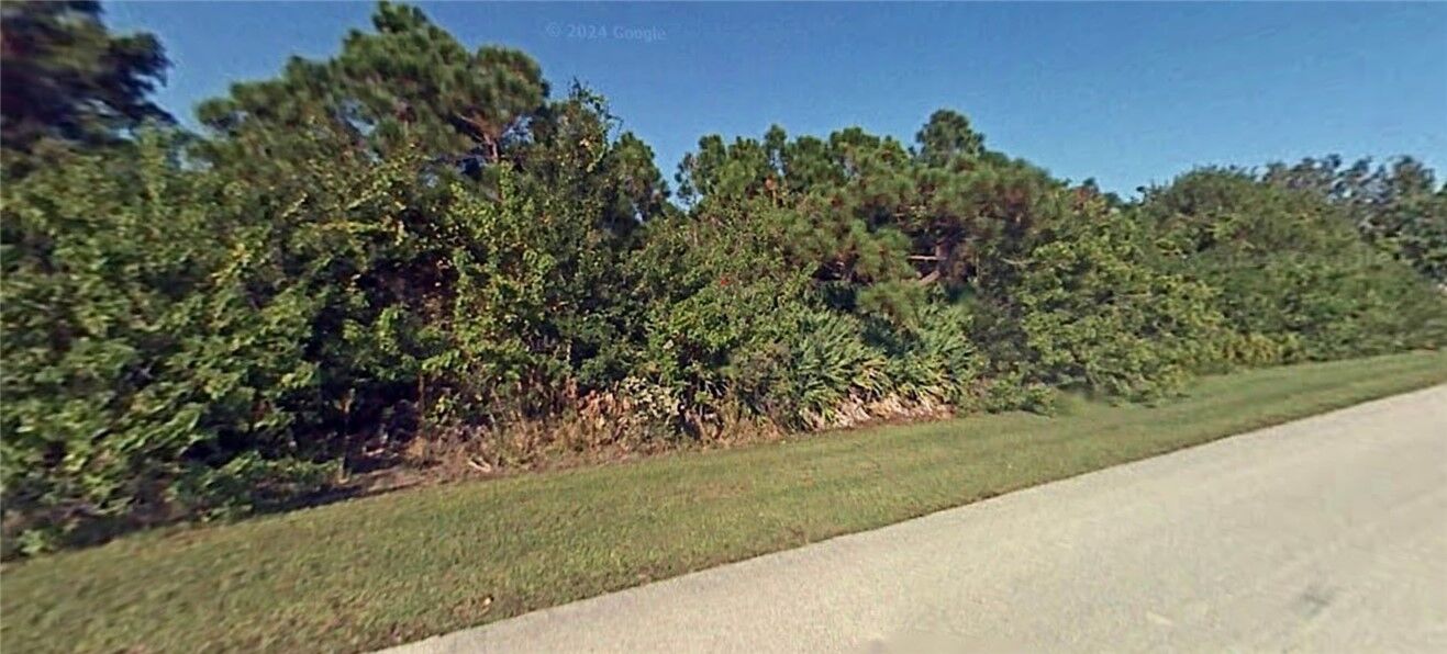 Property Photo: 4540 Hunters Run Circle FL 32949