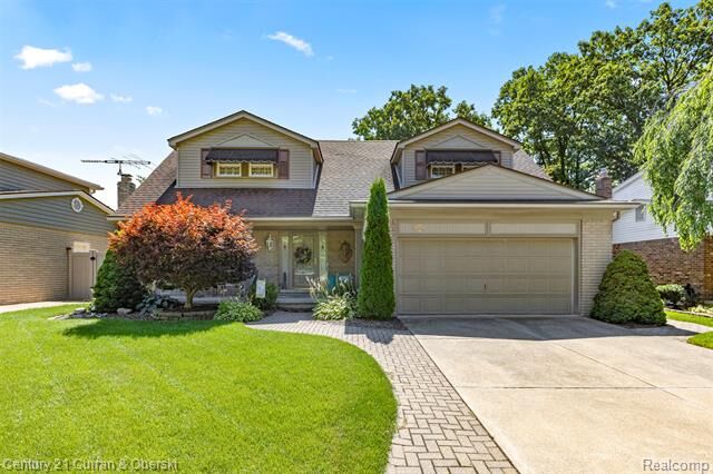 Property Photo: 20401 Foxboro Street MI 48193