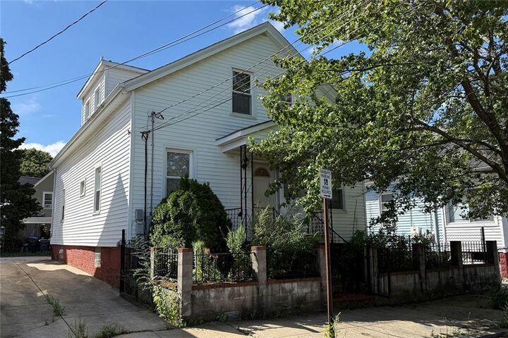 18 Wyatt Street  Providence RI 02905 photo