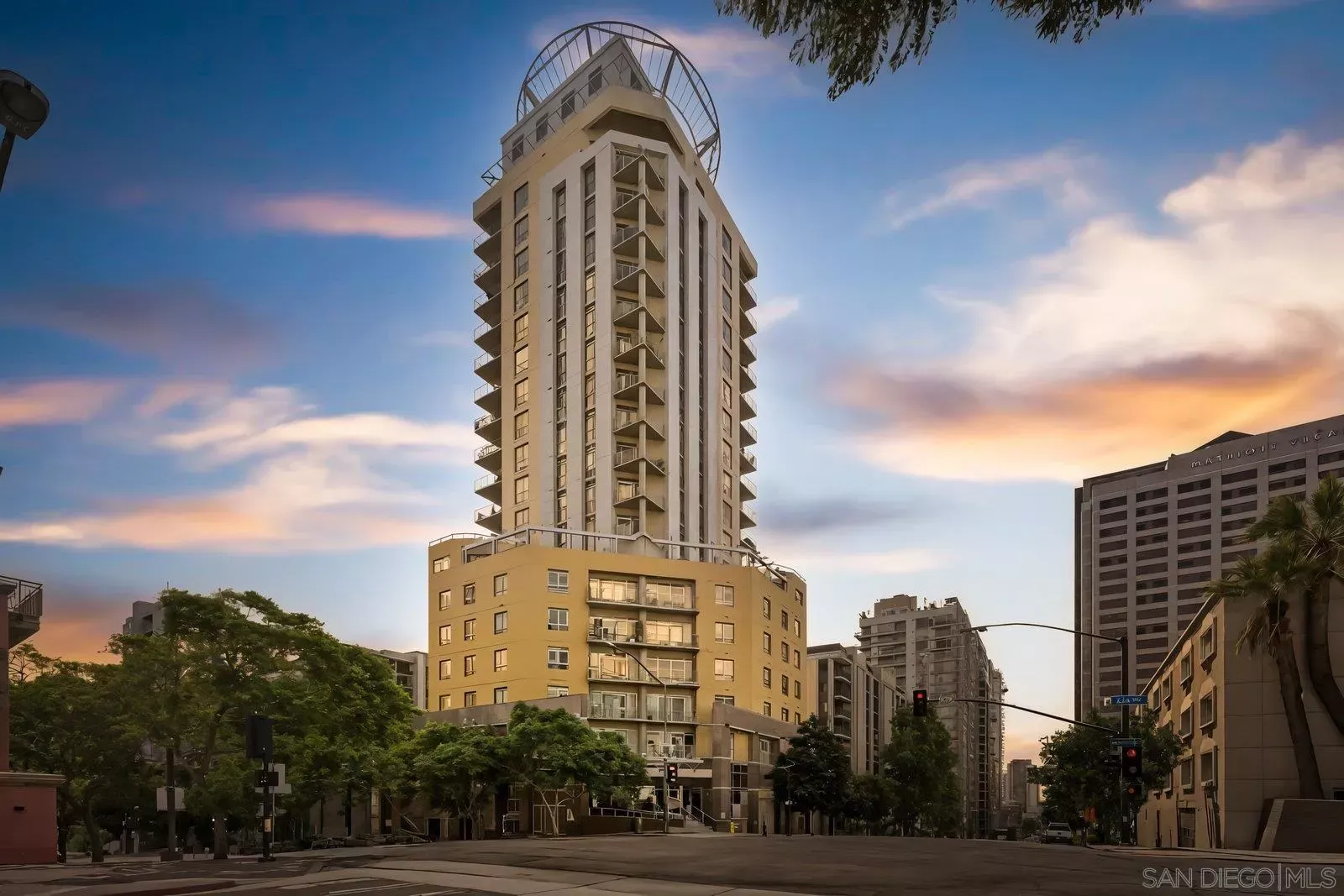 Property Photo: 801 Ash St 302 CA 92101