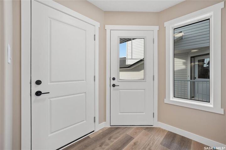 Property Photo:  276 Froese Crescent  SK S0K 4S3 
