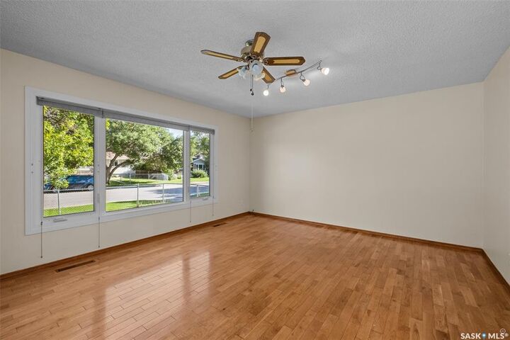Property Photo: 807 1st Street E SK S6V 0C3