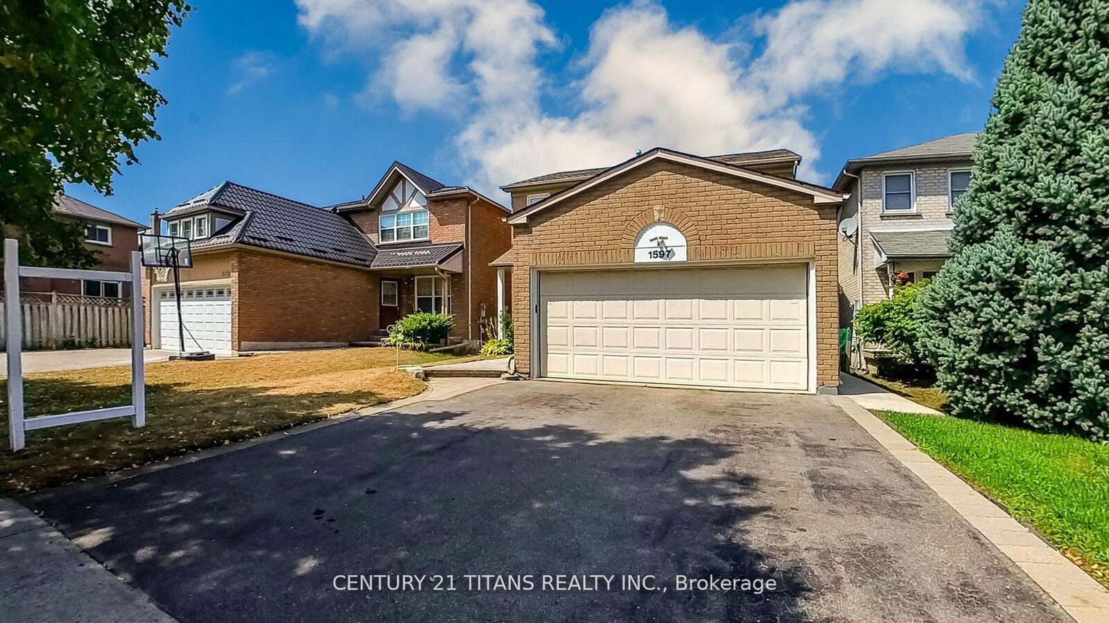 Photo de la propriété:  1597 Amberlea Road  ON L1V 5N8 
