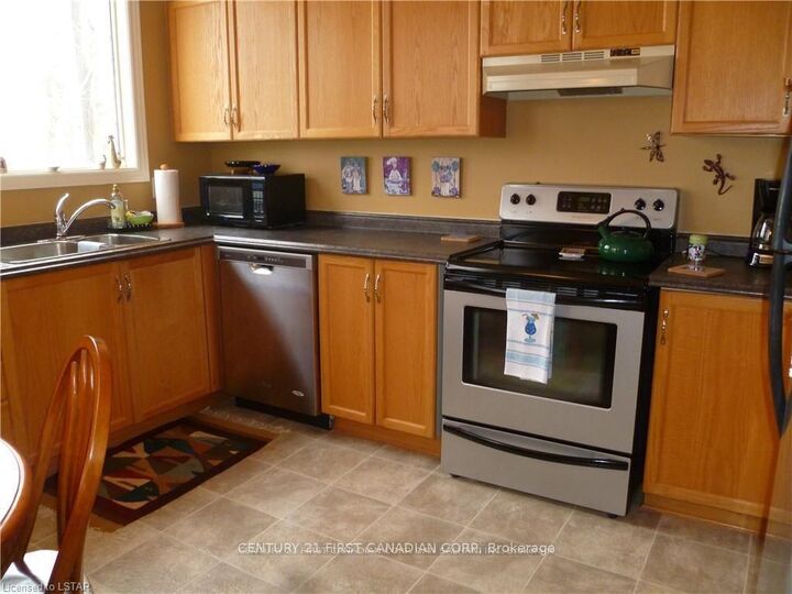 Photo de la propriété: 374 Front Street 25 ON N5L 1E9