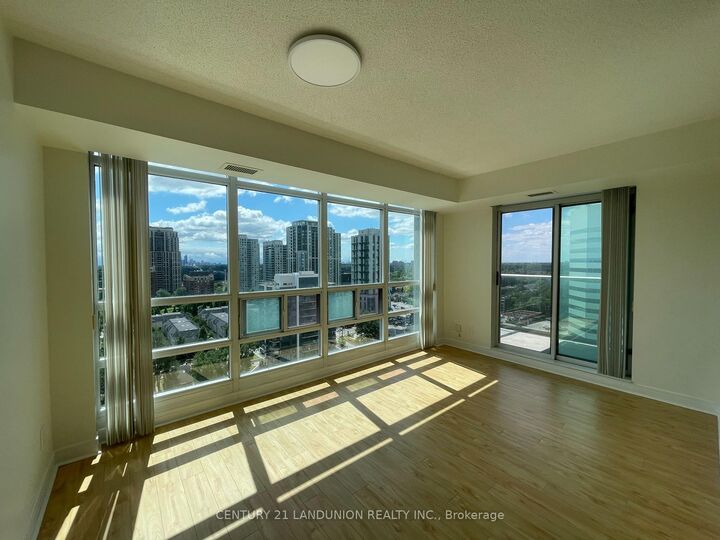 Property Photo: 35 Bales Avenue 2115 ON M2N 4S9