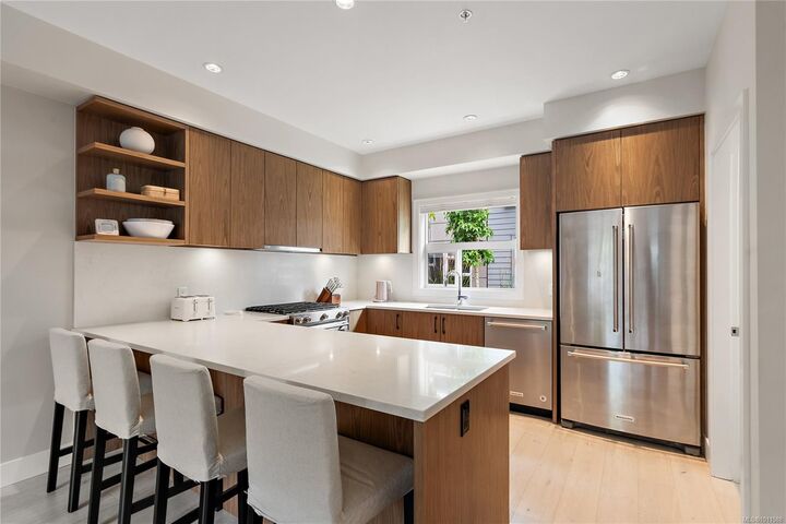 Property Photo: 9889 Seventh St 13 BC V8L 2V8