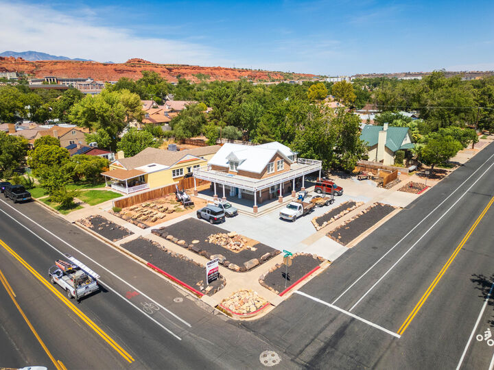 Property Photo: 295 S Main St UT 84770